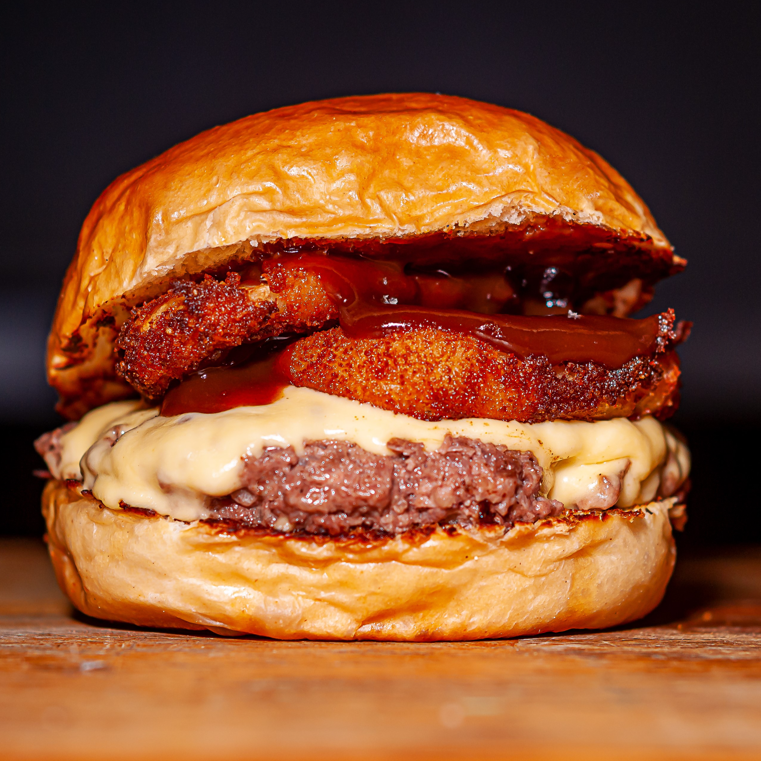 Flank Steak Burger comemora aniversário de 1 ano com lançamento do Flank da  Terra
