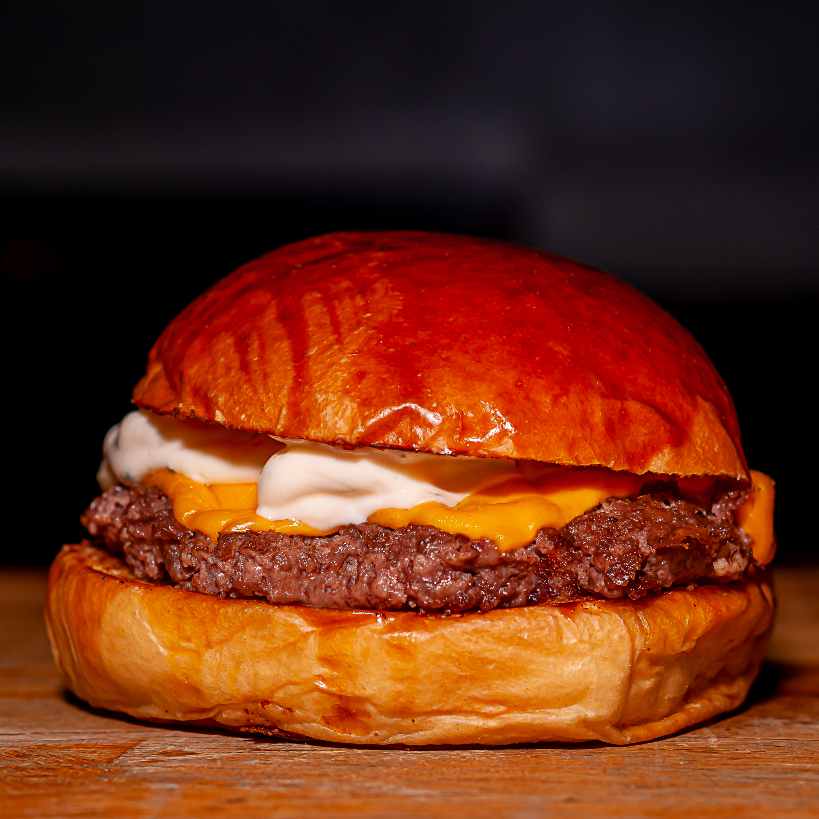 Flank Steak Burger comemora aniversário de 1 ano com lançamento do Flank da  Terra